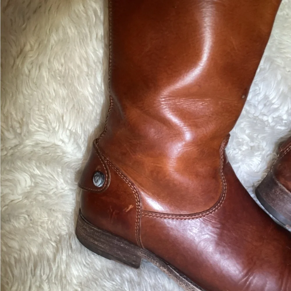 Frye Womens brown Leather riding Boots size 7